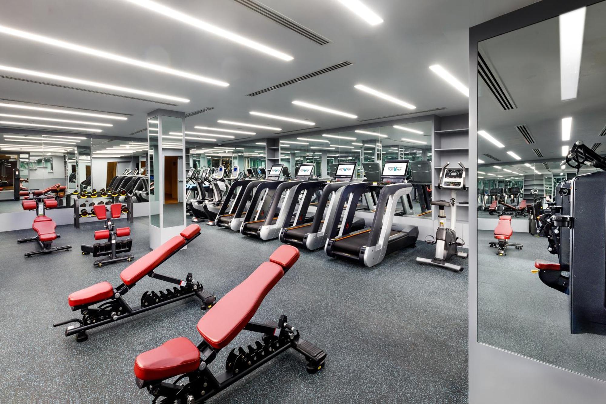Millennium Place Ad-Dauha Zewnętrze zdjęcie The gym at The Dorchester