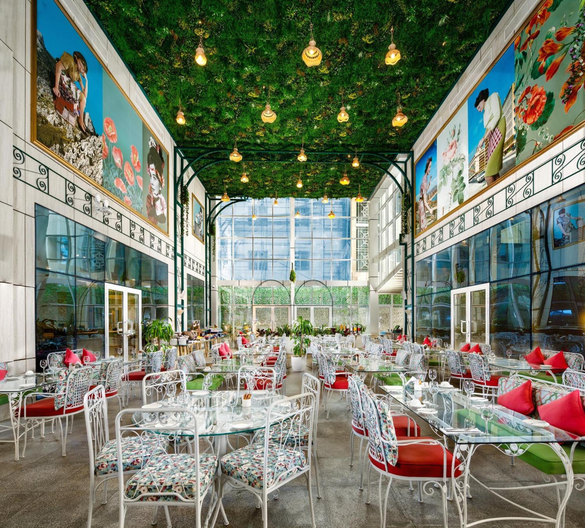 Millennium Place Ad-Dauha Zewnętrze zdjęcie The interior of the restaurant