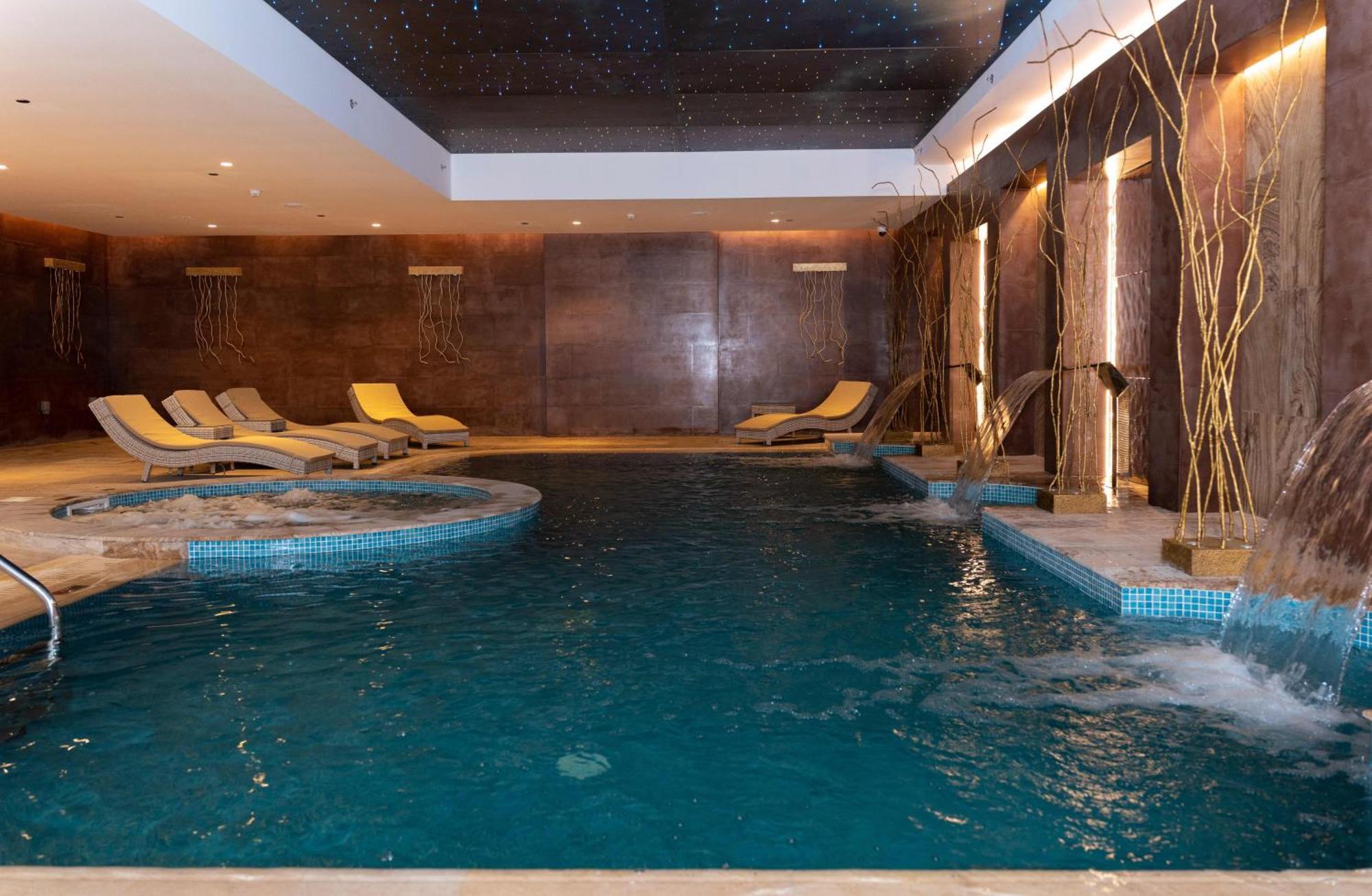 Millennium Place Ad-Dauha Zewnętrze zdjęcie Spa at the hotel
